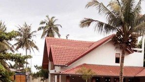 Unclassified image, 4 of 27, button - Turtle bay View Private Villa Down South Talpe Srilanka (Unawatuna)