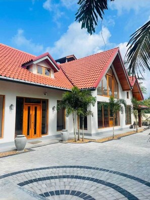 Villa, 5 Schlafzimmer, barrierefrei, Raucher | Aussenbereich