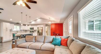 Close to Beaches! Pet-friendly Keaau Home w/ Lanai