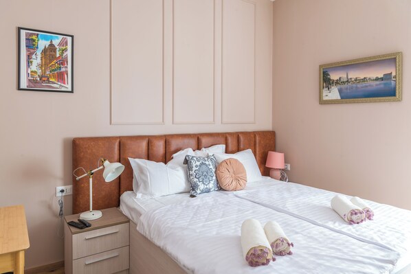 1 غرفة نوم ومكواة/لوح كي وواي فاي وملاءات أسرّة