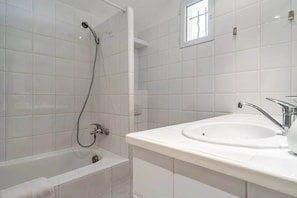 Hair dryer, towels