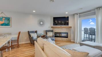 TV, fireplace, offices