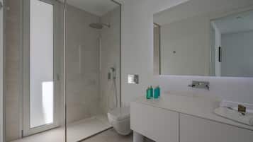 Standard House | Bilik Mandi