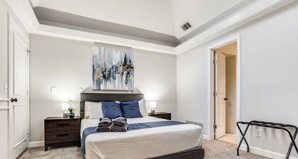 Spacious 9-Bedroom Retreat w/ Pool, Game Room & BBQ – Perfect for Groups!