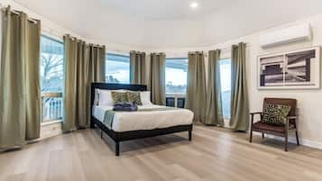 9 bedrooms, desk, iron/ironing board, free WiFi