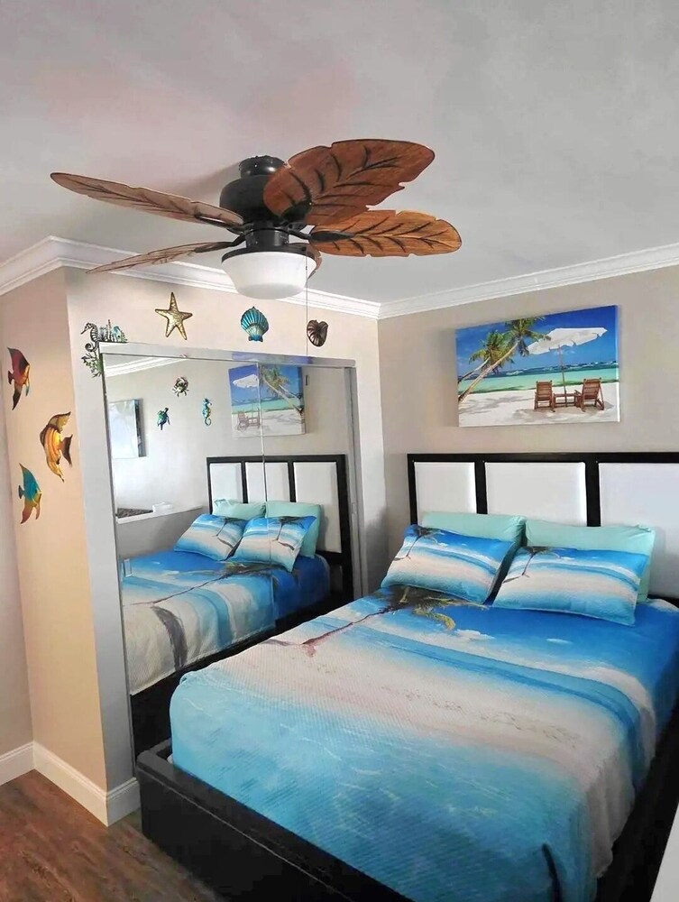 Image showcasing Spacious condo w/direct oceanfront private balcony, kitchen,washer ...