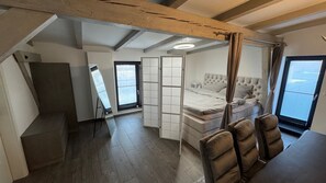 2 Schlafzimmer, Bügeleisen/Bügelbrett, Bettwäsche