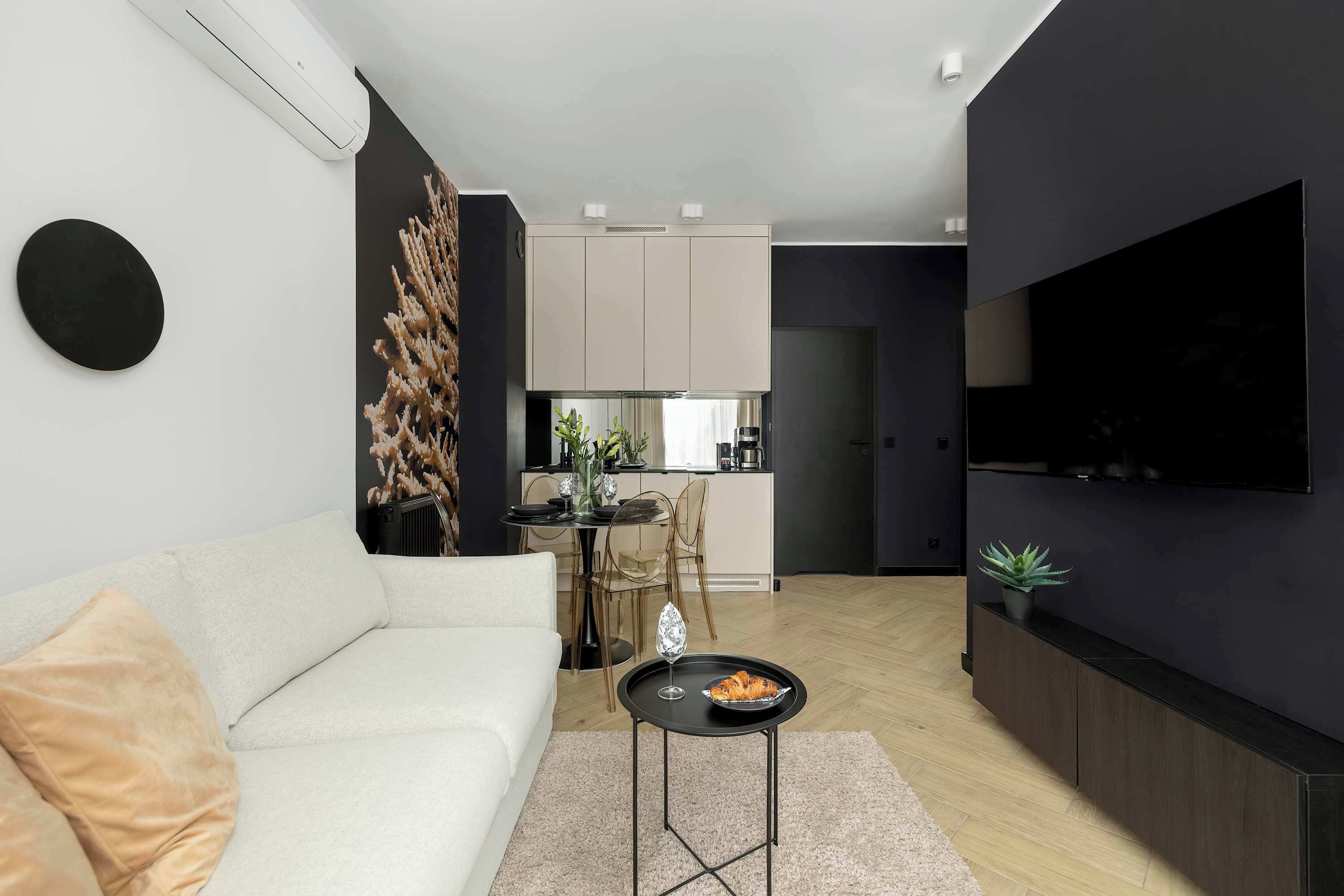 TV, offices