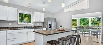 Greens and Gators - For 20ppl