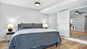 7 bedrooms, WiFi, bed sheets