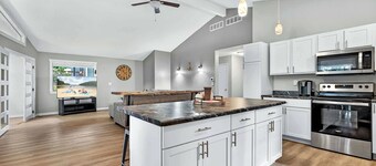 Greens and Gators - For 20ppl