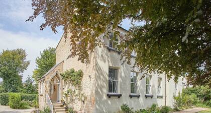 Host & Stay | Thorneville House