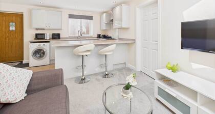 Host & Stay | The Potting Shed