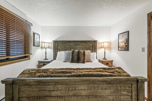 3 bedrooms, iron/ironing board, WiFi