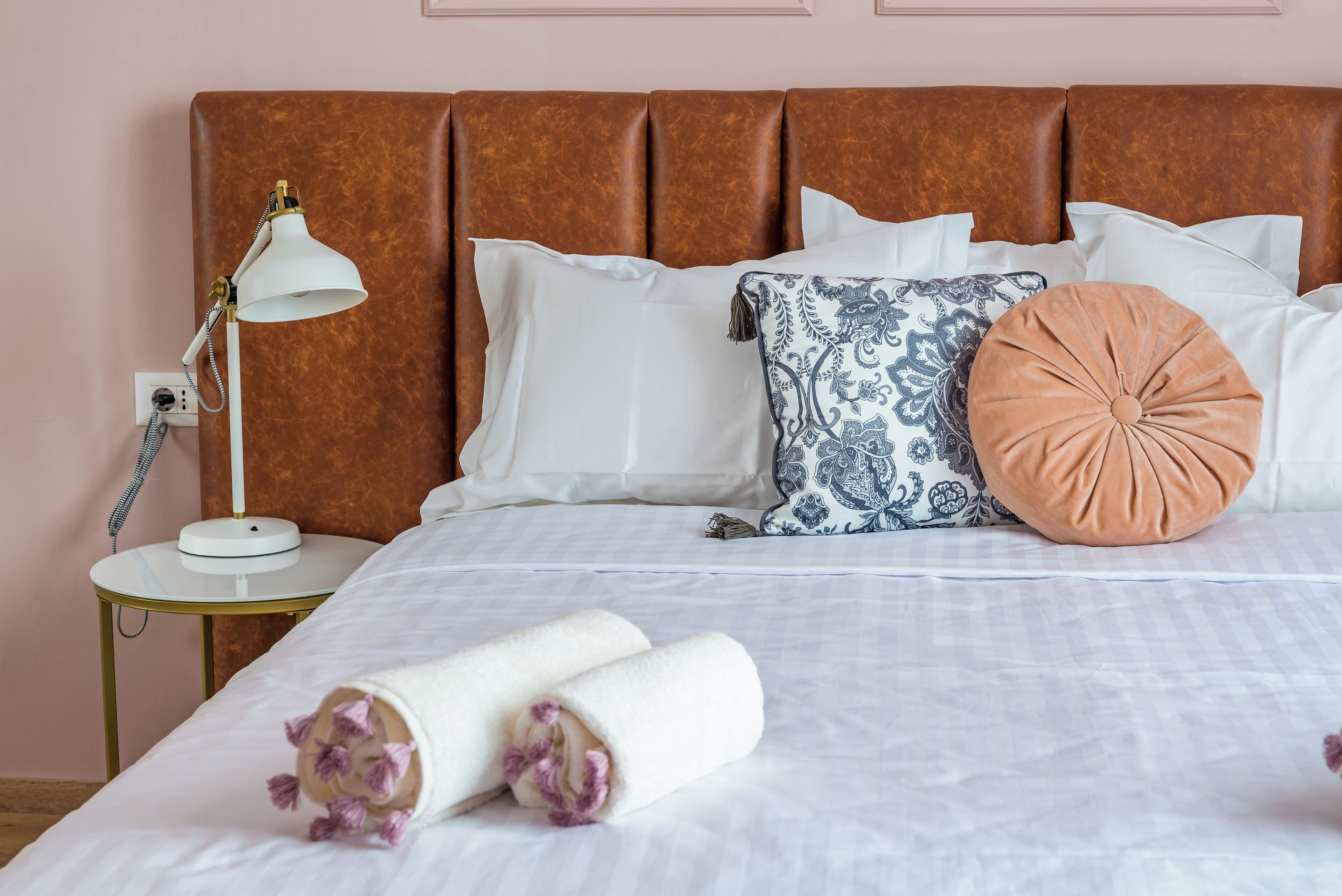 1 غرفة نوم ومكواة/لوح كي وواي فاي وملاءات أسرّة