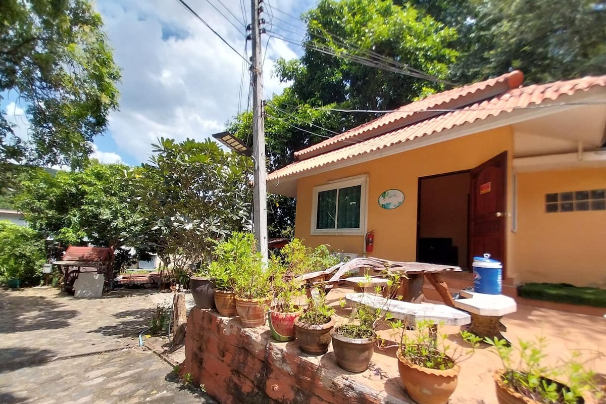 Family Twin Room, 2 Bedrooms | Free WiFi