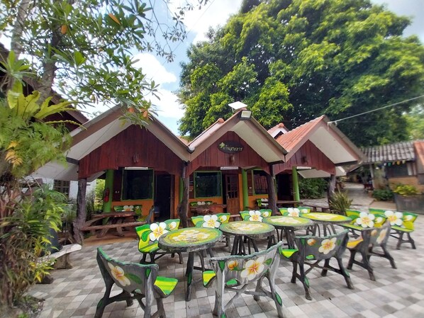 开间 | 免费 WiFi