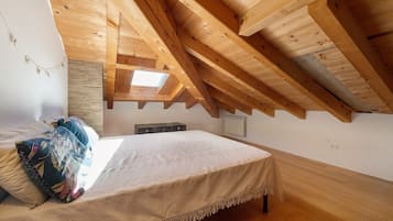 3 chambres, fer et planche Ă repasser, Wi-Fi, draps fournis