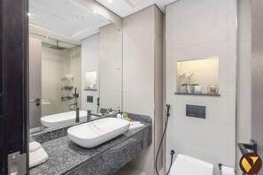 Luxury Apartment, Balcony, City View | Iron/ironing board, cribs/infant beds, free WiFi, bed sheets - Vogue | Chaimaa Avenue JVC near Circle Mall (Dubai)