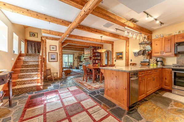 Fridge, microwave, oven, stovetop - Coal Creek Hideaway located Right On Coal Creek! Luxury in town with hot tub! (Crested Butte)