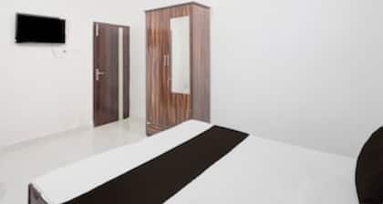 charge quoted for all 7 Rooms which varies on Room taken.Famous GoldenTemple3km