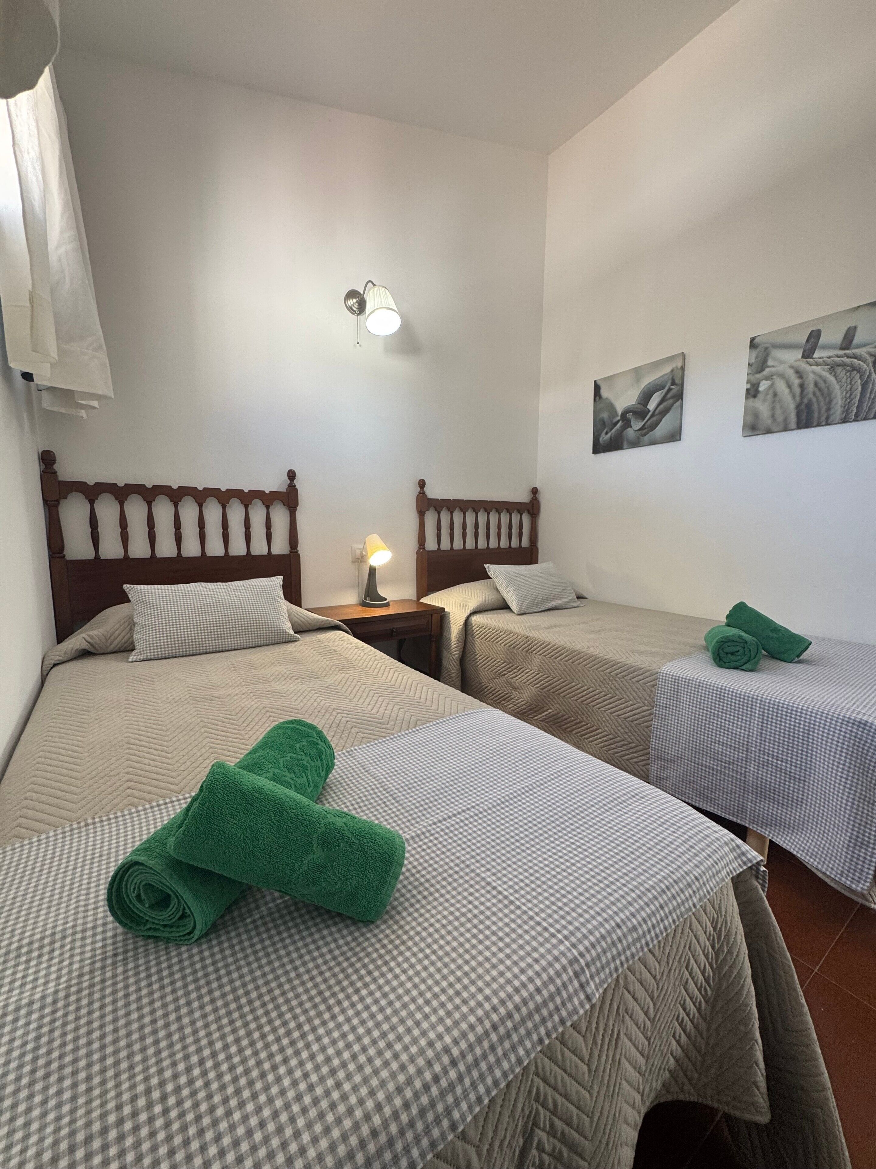 2 Schlafzimmer, Bügeleisen/Bügelbrett, WLAN, Bettwäsche