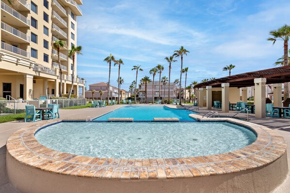 Apartment, 3 Schlafzimmer | Pool | Innenpool