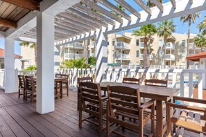 Condo, 2 Bedrooms | Outdoor dining