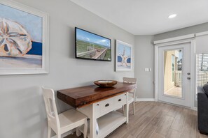 Condo, 2 habitaciones | Restaurantes