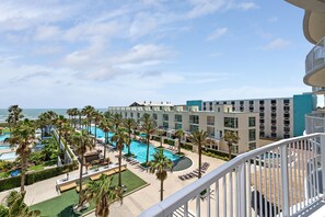 Condo, 3 habitaciones | Áreas de la propiedad