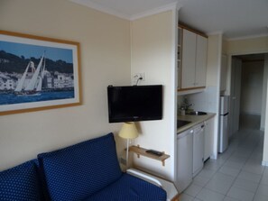 TV - Cap Esterel Le Hameau - Magnificent apartment with sea view (Saint-Raphaël)
