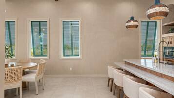 House, 3 Bedrooms | Dining