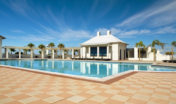 House, 3 Bedrooms | Pool