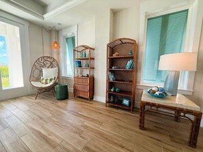 House, 5 Bedrooms | Interior