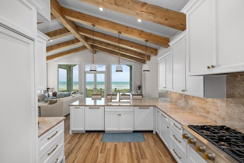 8242 Breakers Blvd. 5 Bedroom Home