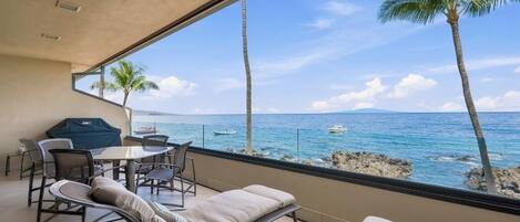 Condo, 2 Bedrooms | Outdoor dining