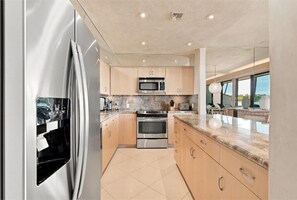 Condo, 2 Bedrooms | Private kitchen | Coffee/tea maker, fridge, oven, toaster - Makena Surf, #f-206 2 Bedroom Condo (Kihei)