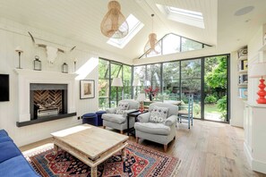 5 bedrooms, Internet - Beautiful Family Home w Garden Pool - Wimbledon (London)