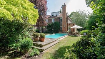 5 bedrooms, Internet