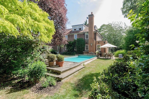 5 bedrooms, Internet - Beautiful Family Home w Garden Pool - Wimbledon (London)