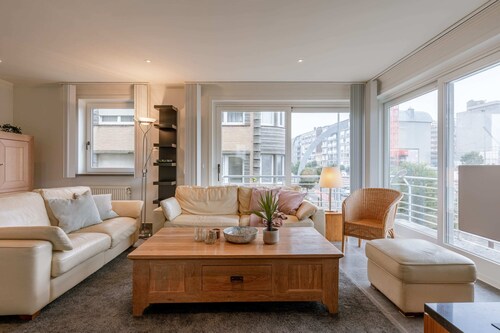 Huswell - Family Apartment With Parking