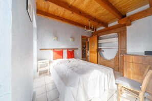 3 slaapkamers, een strijkplank/strijkijzer