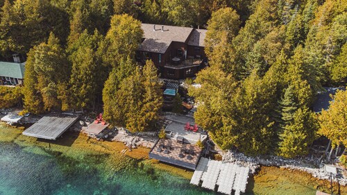 Sweepstakes Luxury Waterfront - Hot Tub & Tennis/Pickle Ball