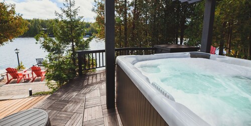 Sweepstakes Luxury Waterfront - Hot Tub & Tennis/Pickle Ball
