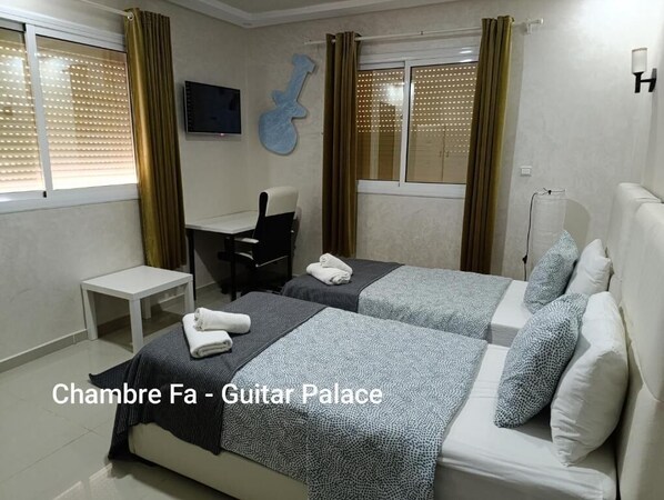 Desk, laptop workspace, iron/ironing board, free WiFi