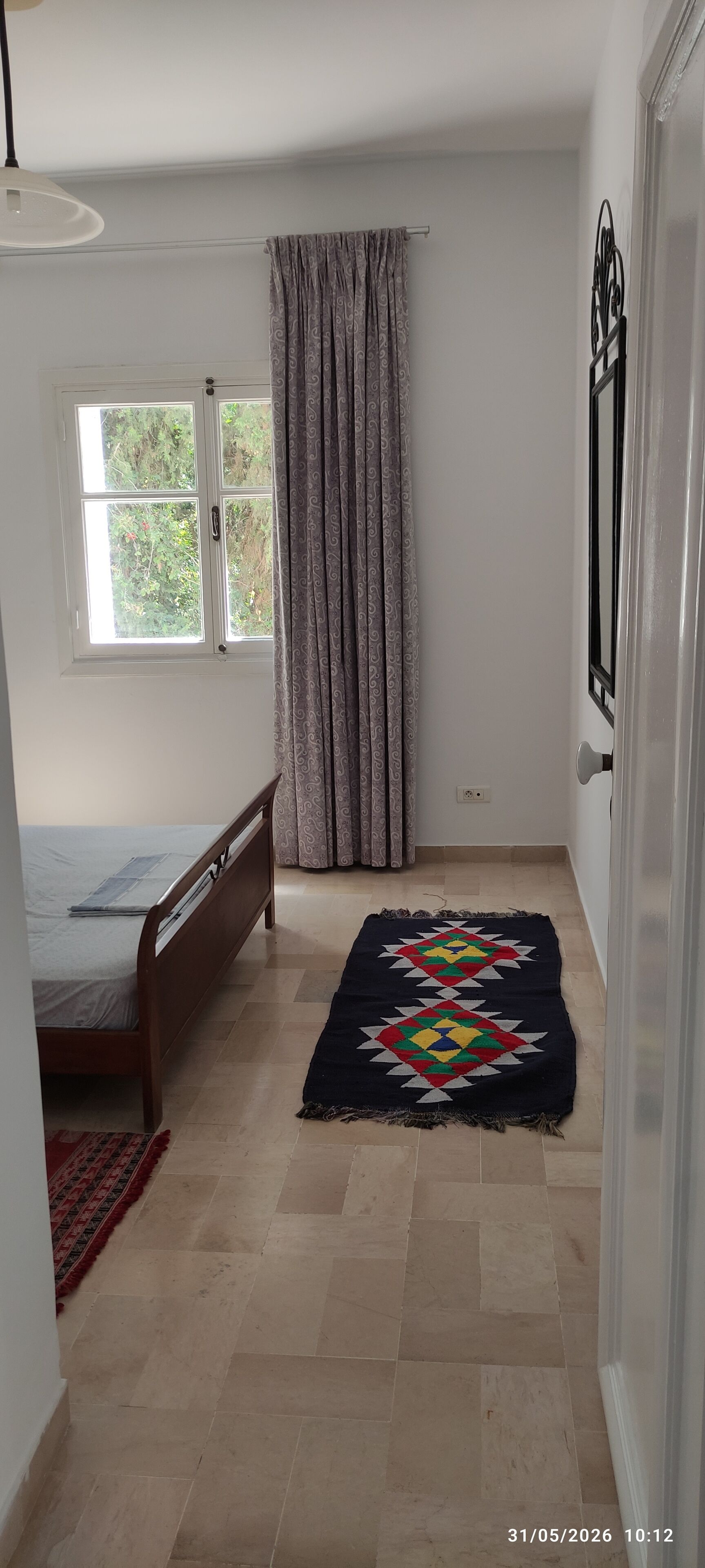 2 habitaciones, tabla de planchar con plancha y wifi gratis 