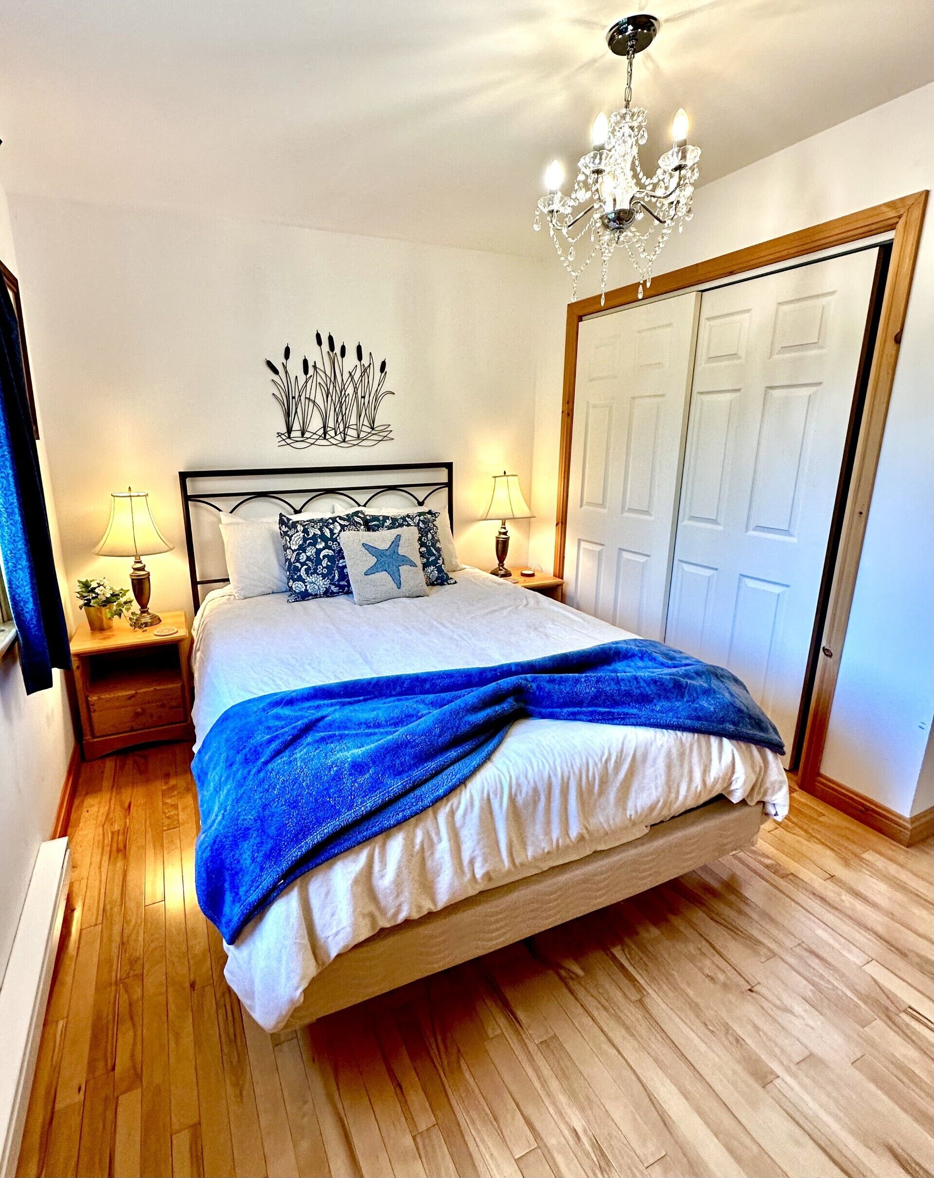 3 bedrooms, iron/ironing board, free WiFi, bed sheets