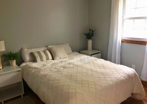 1 bedroom, WiFi - Quiet 1 Bedroom Guest House in Wilmington, NC (Wilmington)