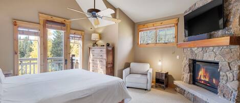 3 habitaciones, escritorio, internet y ropa de cama