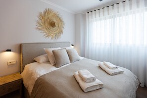 2 bedrooms, iron/ironing board, WiFi, bed sheets - Apartment in Calpe – Near the Marina and Beaches (Calpe)